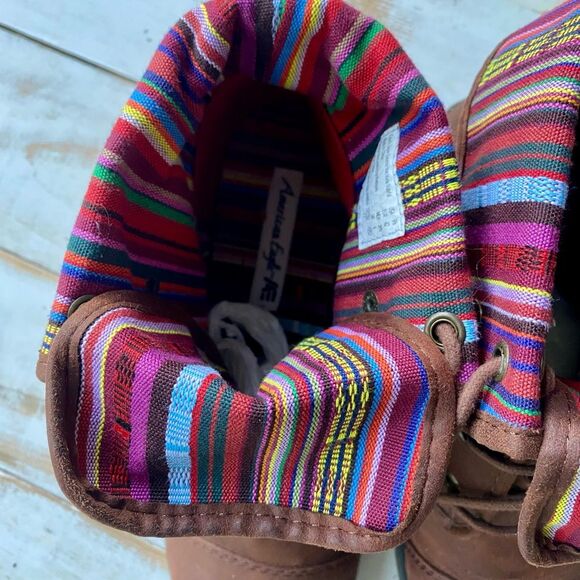 AMERICAN EAGLE boots brown faux leather FALL bootie boho colorful EUC 9.5 - Picture 10 of 11